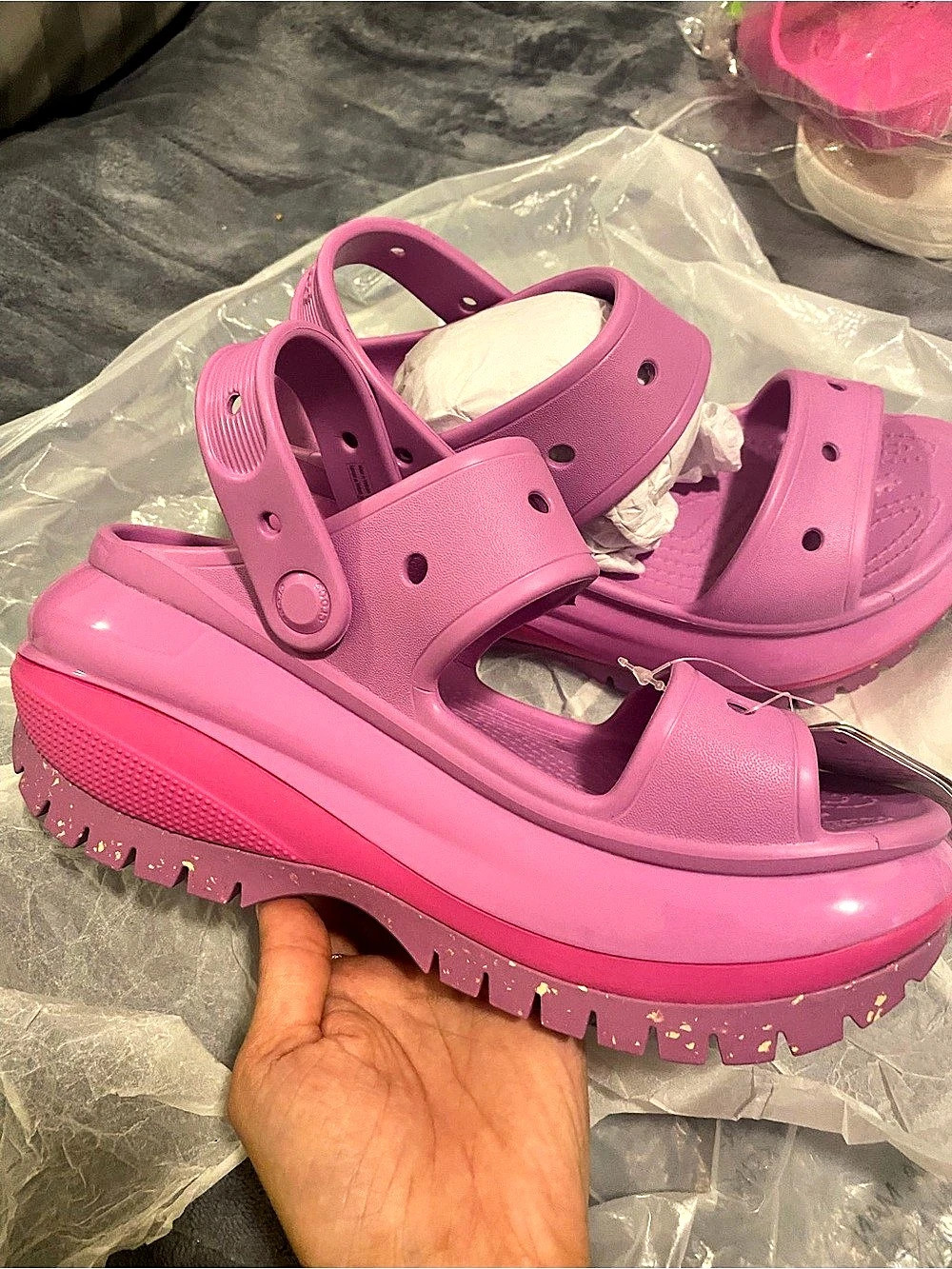 Crocs Mega Crush Sandal Pink Platform Sandals w6